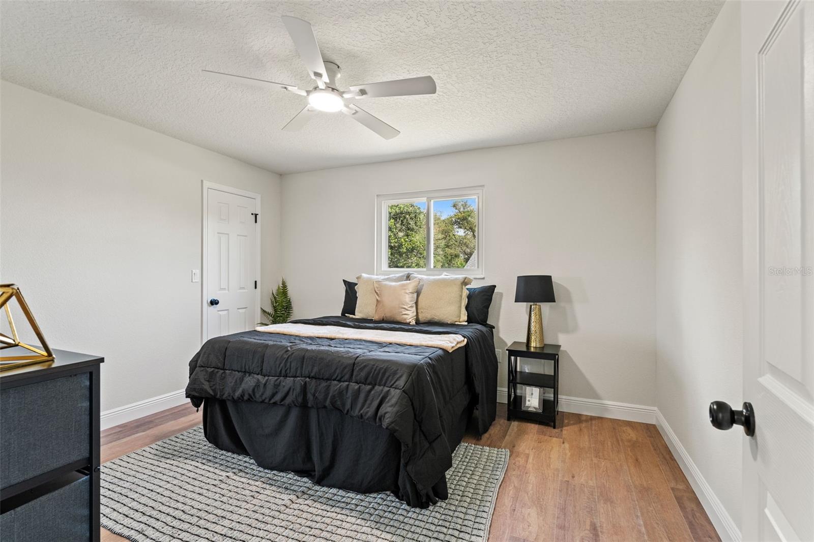 Image 31 of 48 For 3385 Spring Park Way