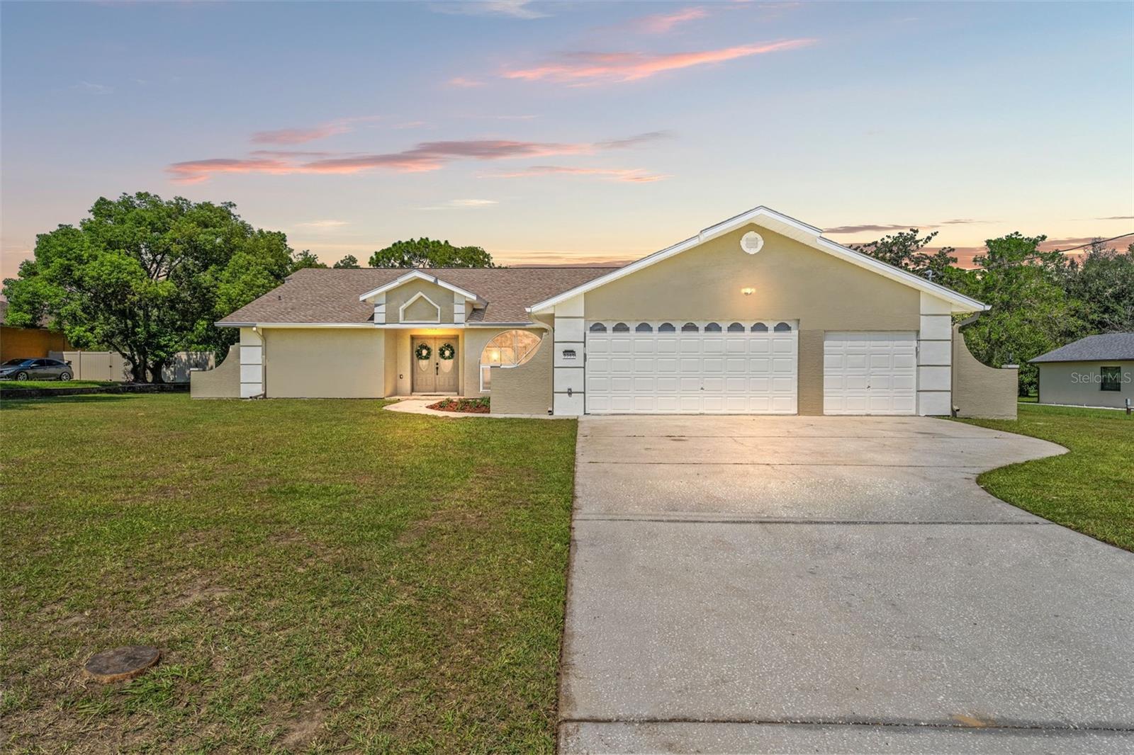 Image 5 of 48 For 3385 Spring Park Way