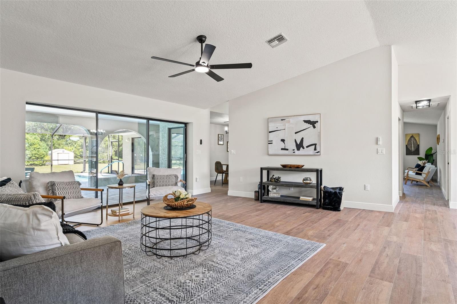 Image 8 of 48 For 3385 Spring Park Way