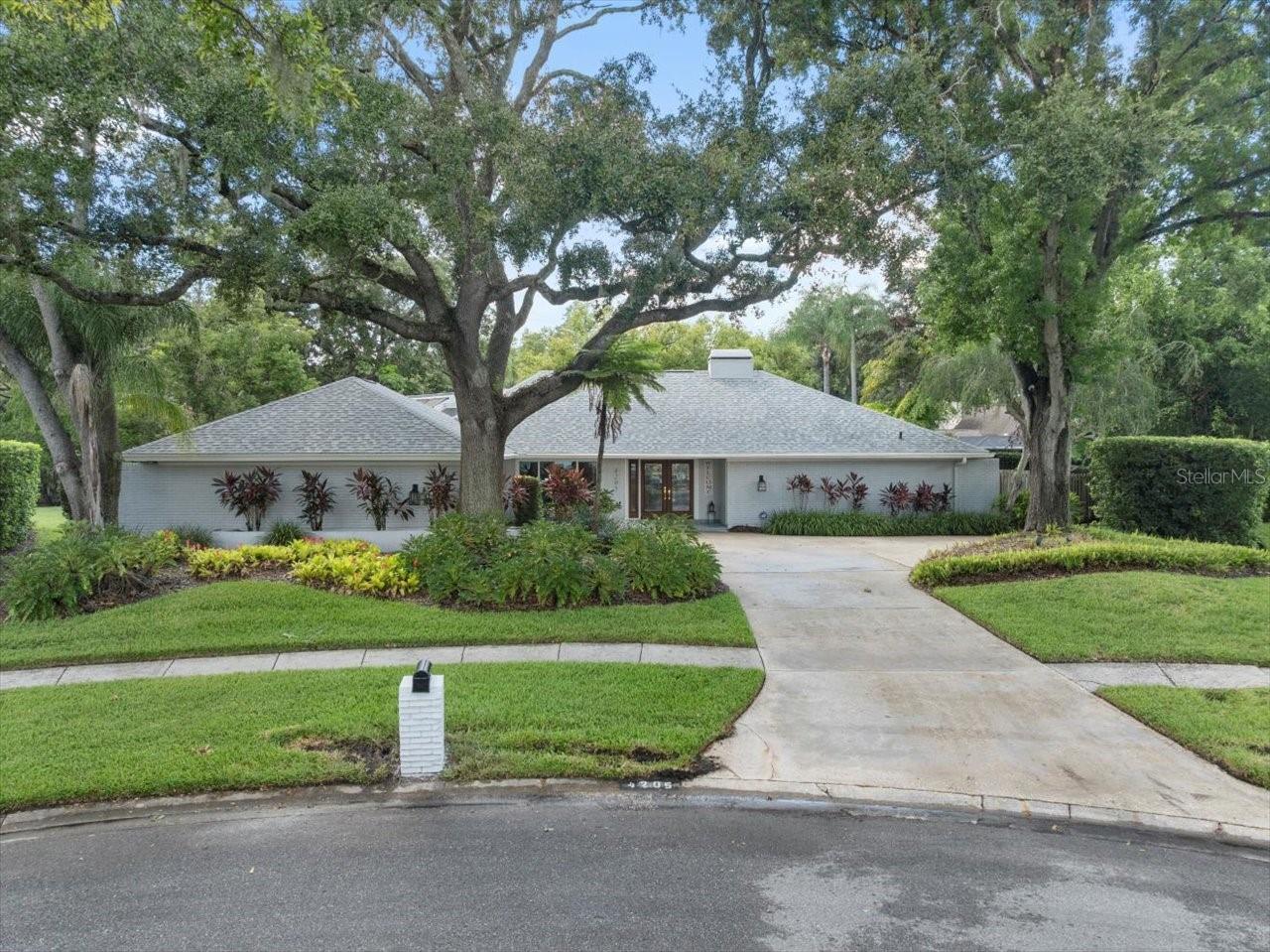 Details for 4205 Wayside Willow Court, TAMPA, FL 33618