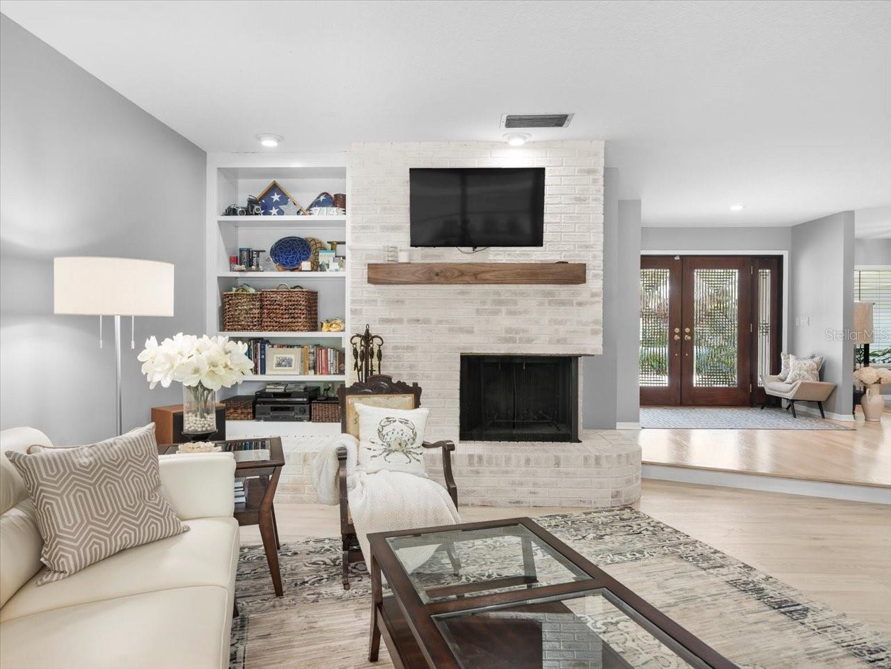 Image 8 of 49 For 4205 Wayside Willow Court