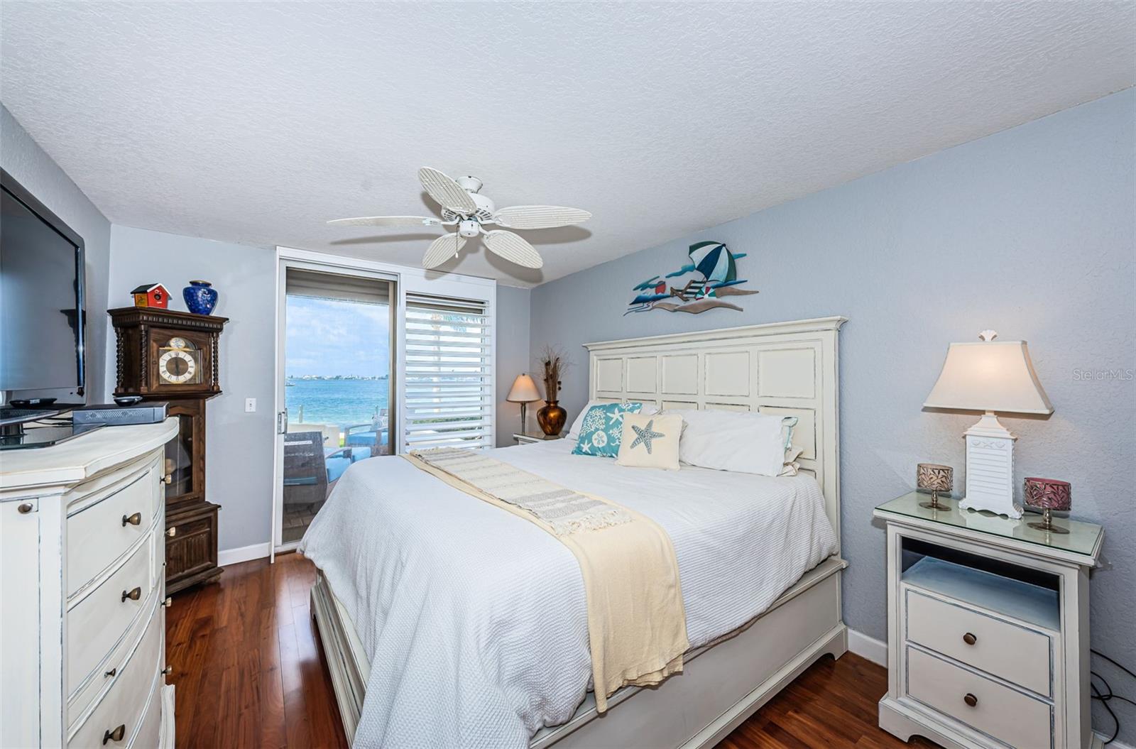 Image 27 of 81 For 6105 Bahia Del Mar Circle 187