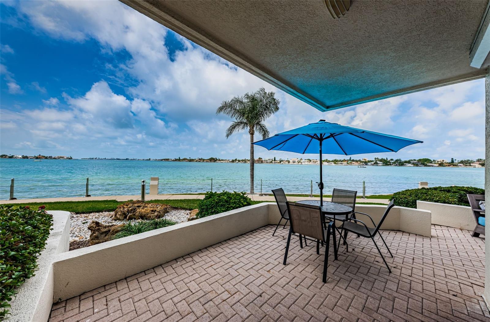 Image 35 of 81 For 6105 Bahia Del Mar Circle 187