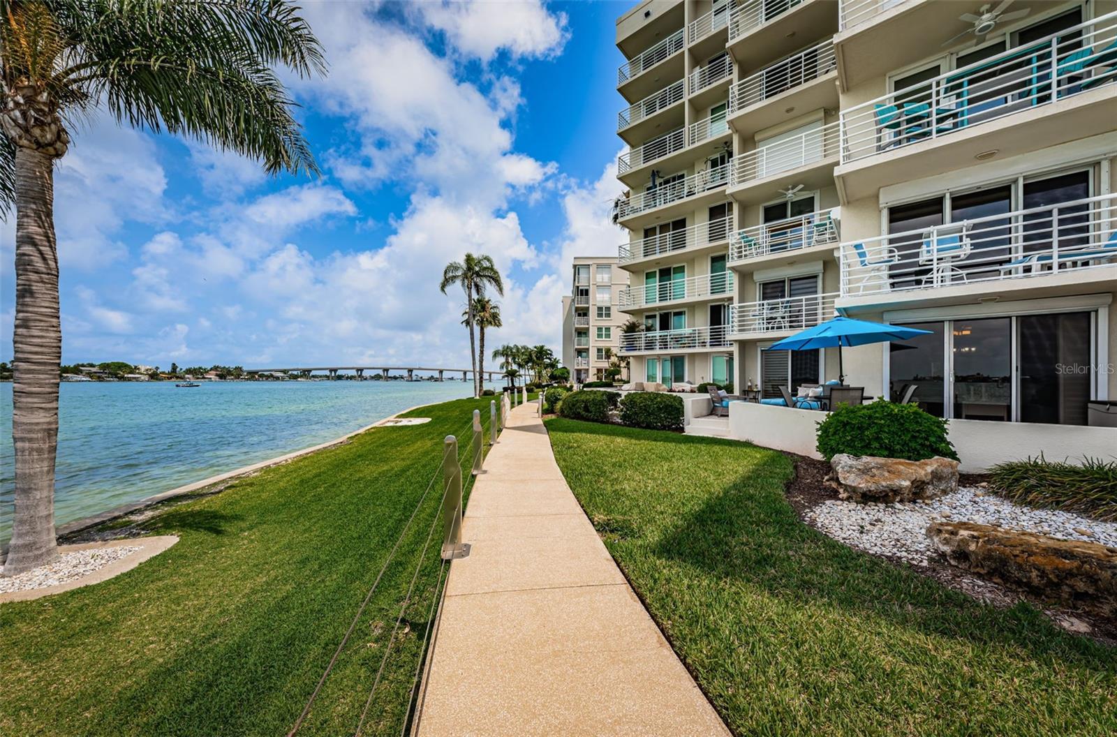 Image 43 of 81 For 6105 Bahia Del Mar Circle 187