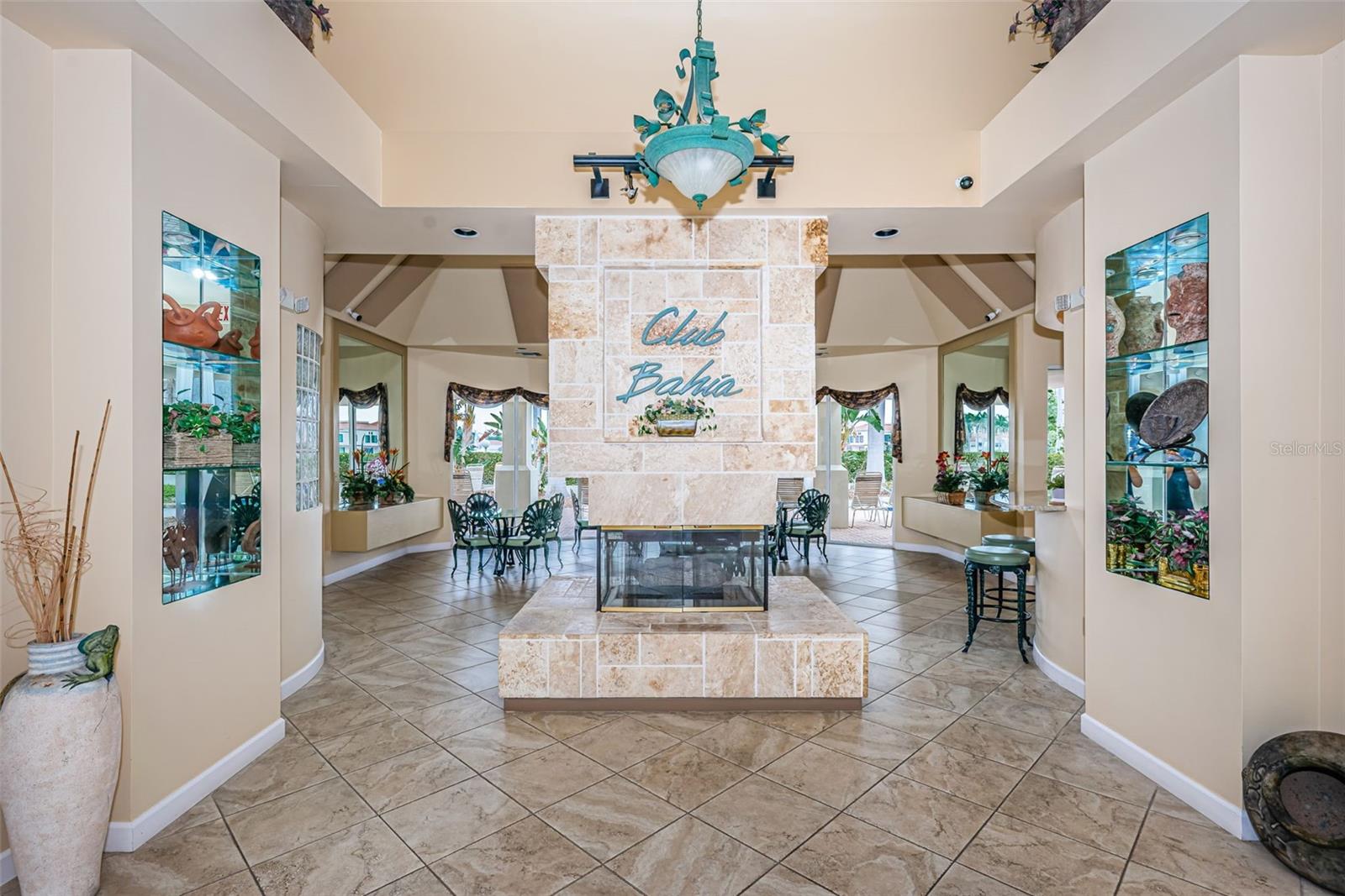 Image 62 of 81 For 6105 Bahia Del Mar Circle 187