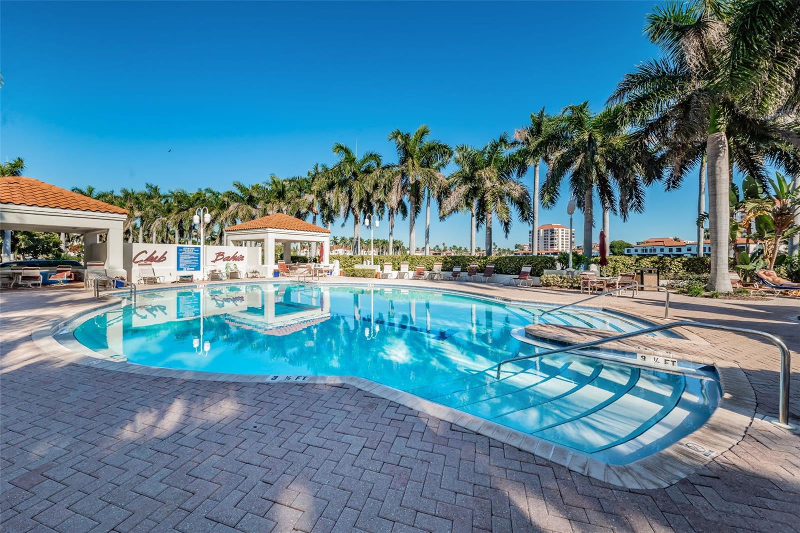Image 73 of 81 For 6105 Bahia Del Mar Circle 187