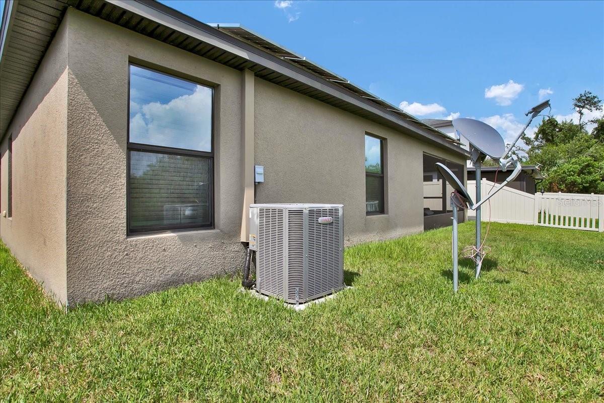 Image 12 of 61 For 616 Chatham Walk Drive