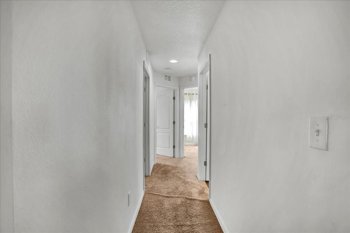 Image 33 of 61 For 616 Chatham Walk Drive