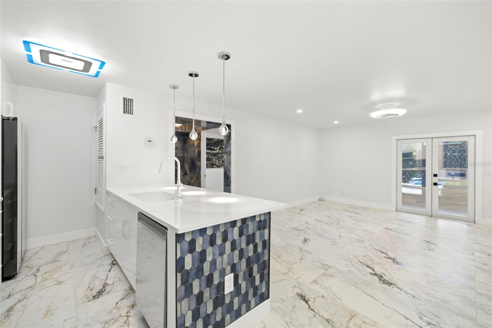 Image 12 of 30 For 5306 Santa Rosa Court 144