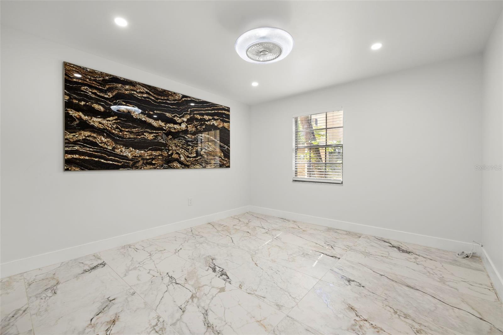 Image 16 of 30 For 5306 Santa Rosa Court 144