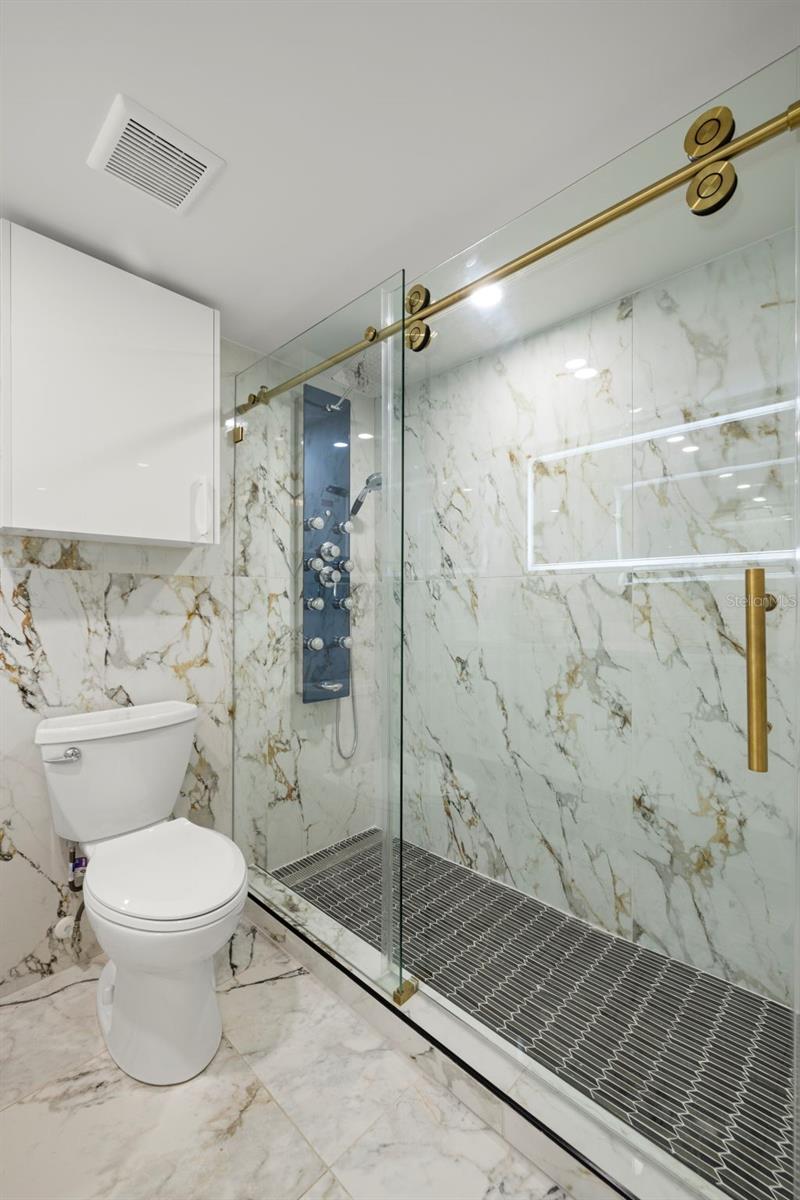 Image 21 of 30 For 5306 Santa Rosa Court 144