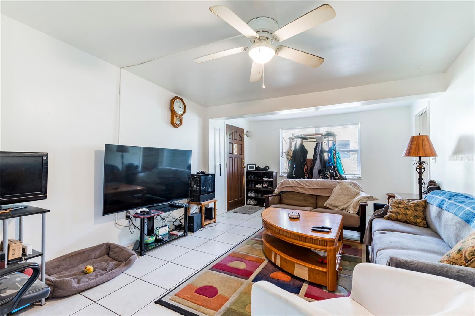 Image 4 of 26 For 1596 Shirley Place
