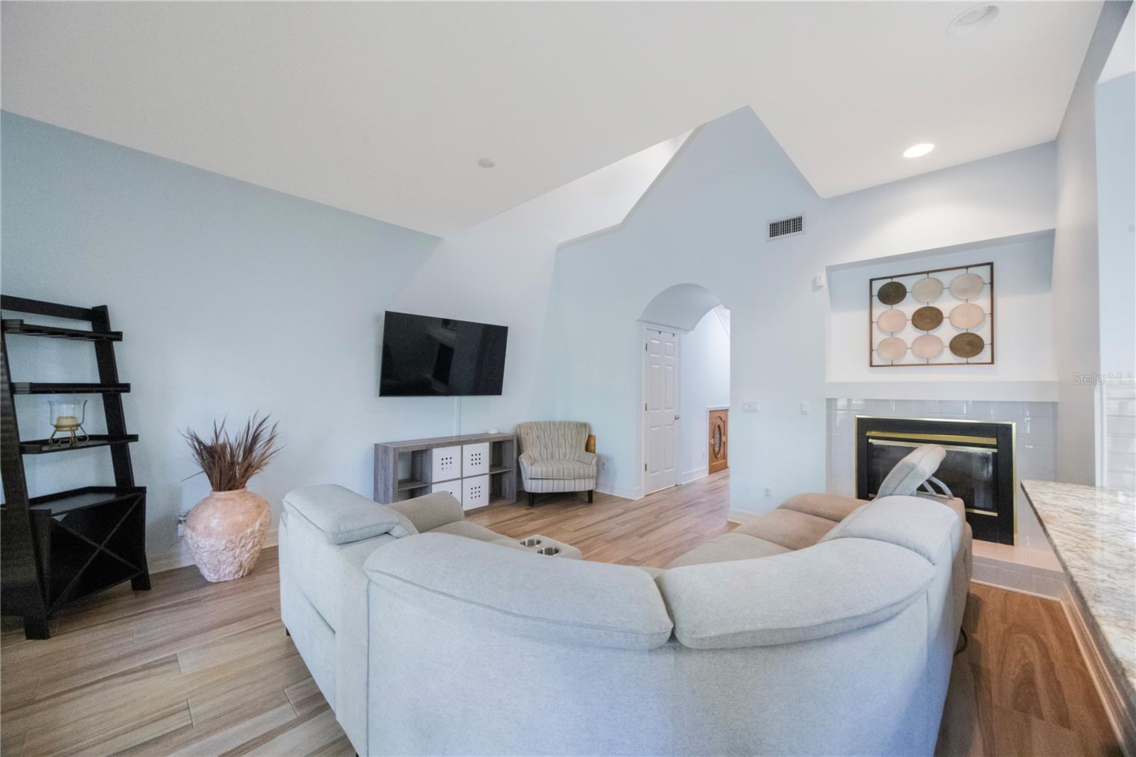 Image 11 of 43 For 13606 Eagles Walk Drive