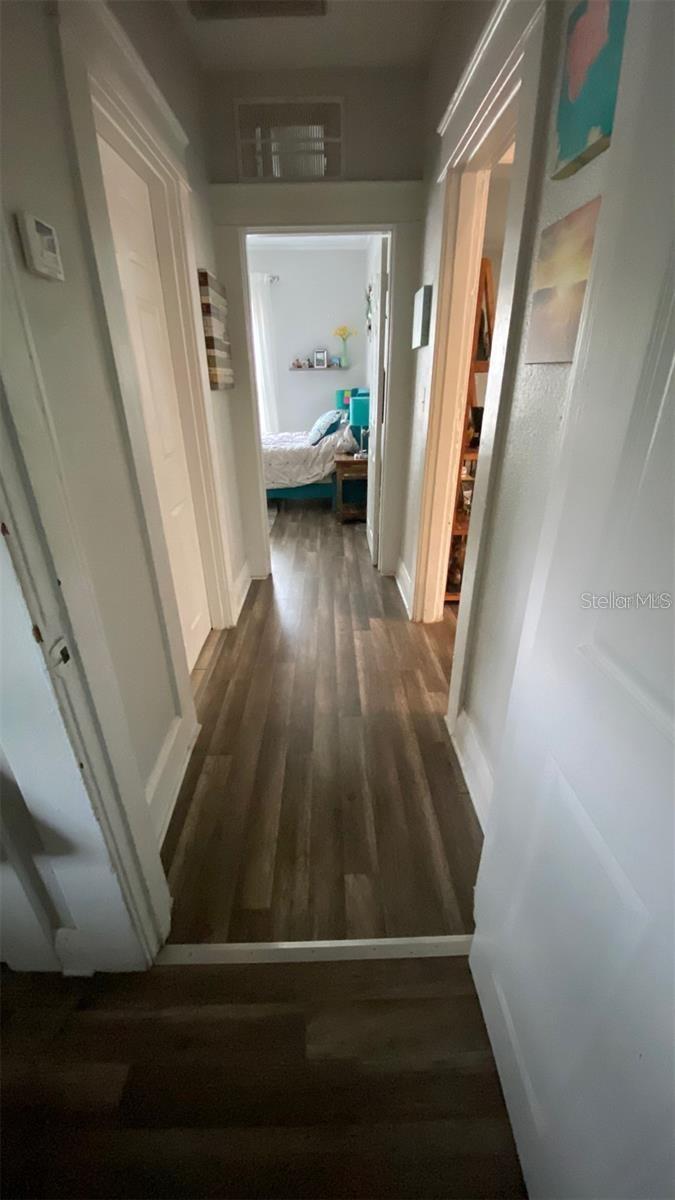 Image 10 of 20 For 710 Forest Avenue