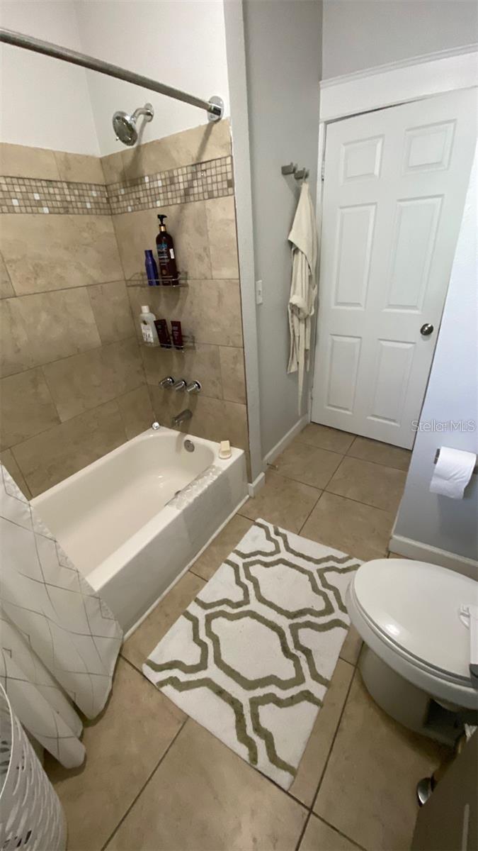 Image 15 of 20 For 710 Forest Avenue