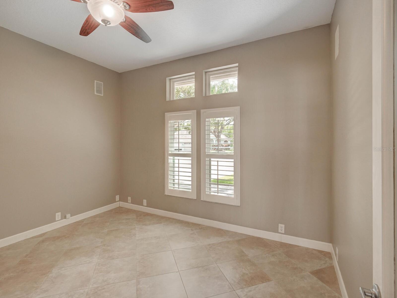 Image 8 of 50 For 4323 Clairidge Way