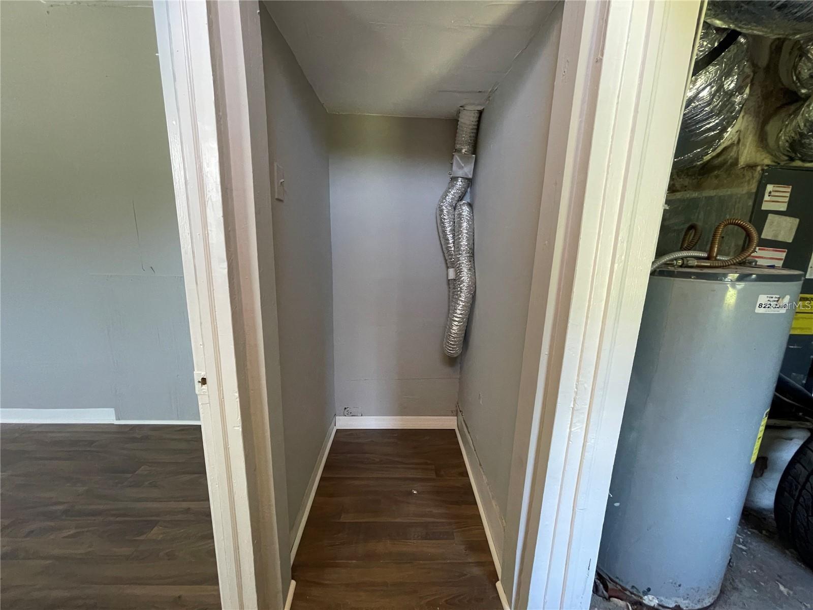 Image 18 of 21 For 2100 47th Street N