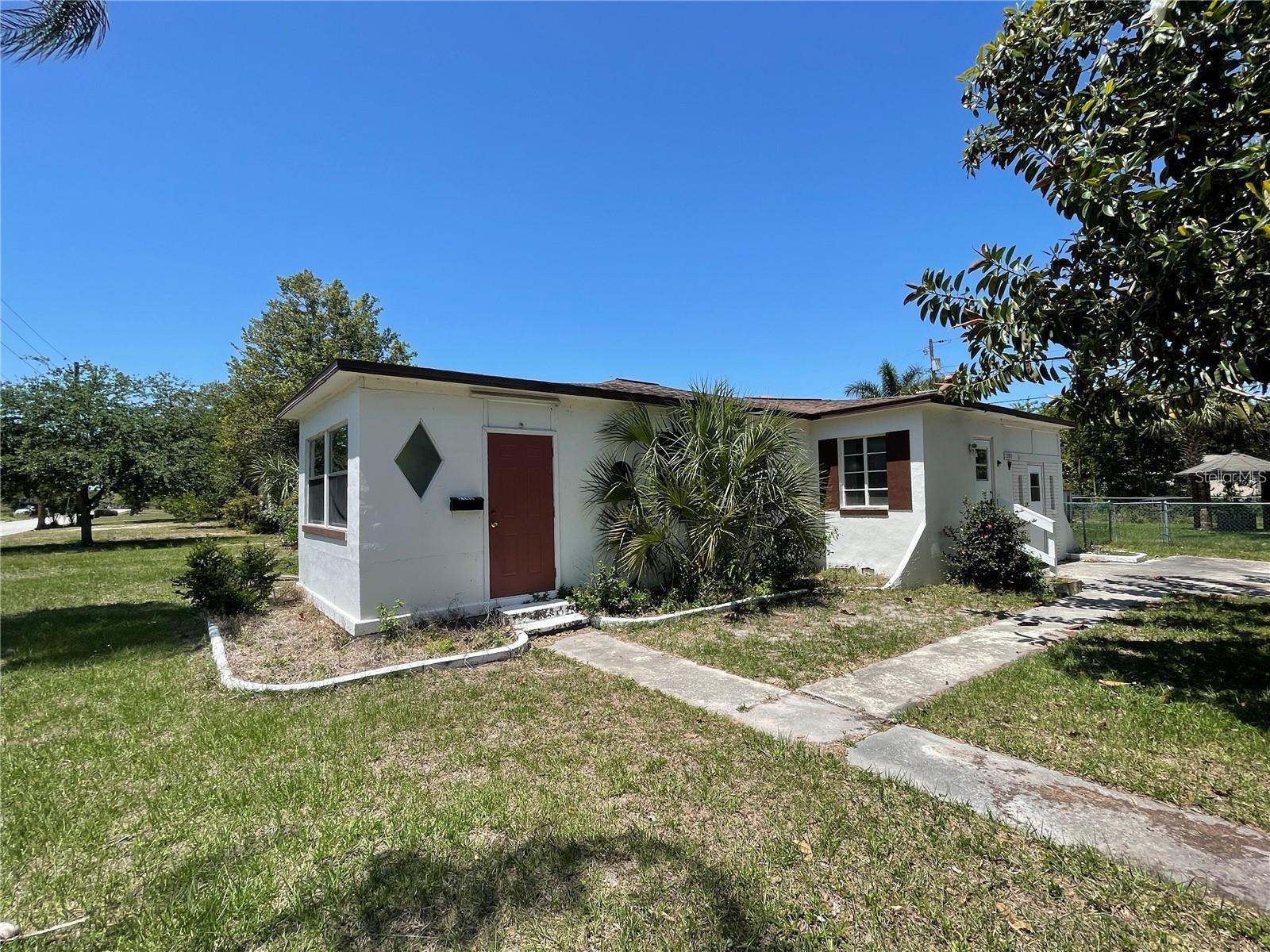 Image 20 of 21 For 2100 47th Street N