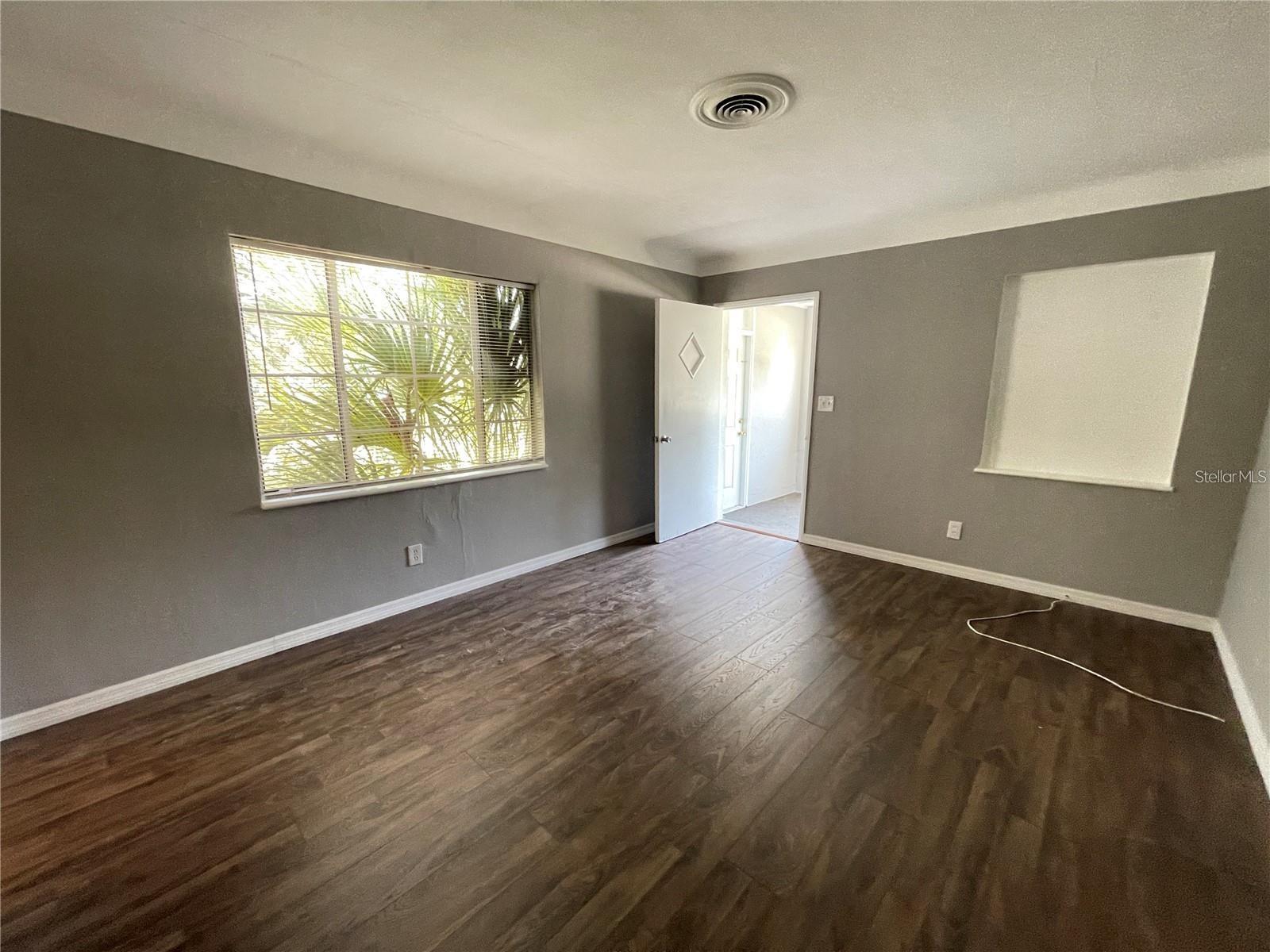 Image 8 of 21 For 2100 47th Street N