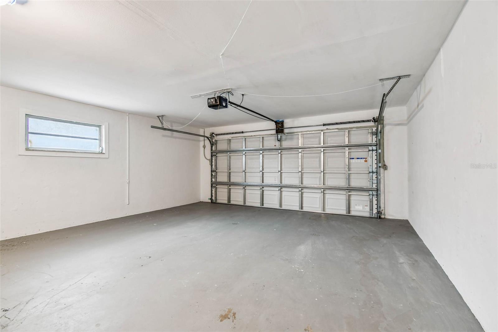 Image 63 of 89 For 2080 Attache Court