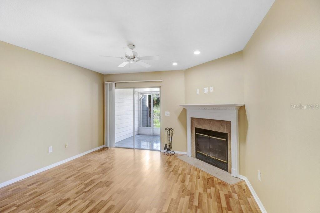 Image 14 of 29 For 2257 Fletchers Point Circle