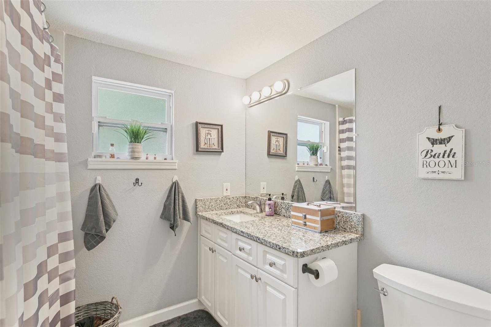 Image 18 of 21 For 701 Cherry Street