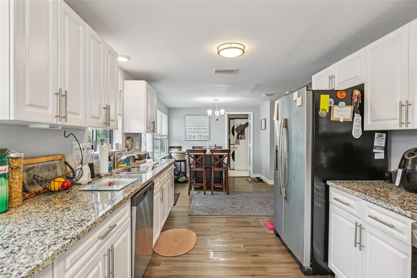 Image 9 of 21 For 701 Cherry Street