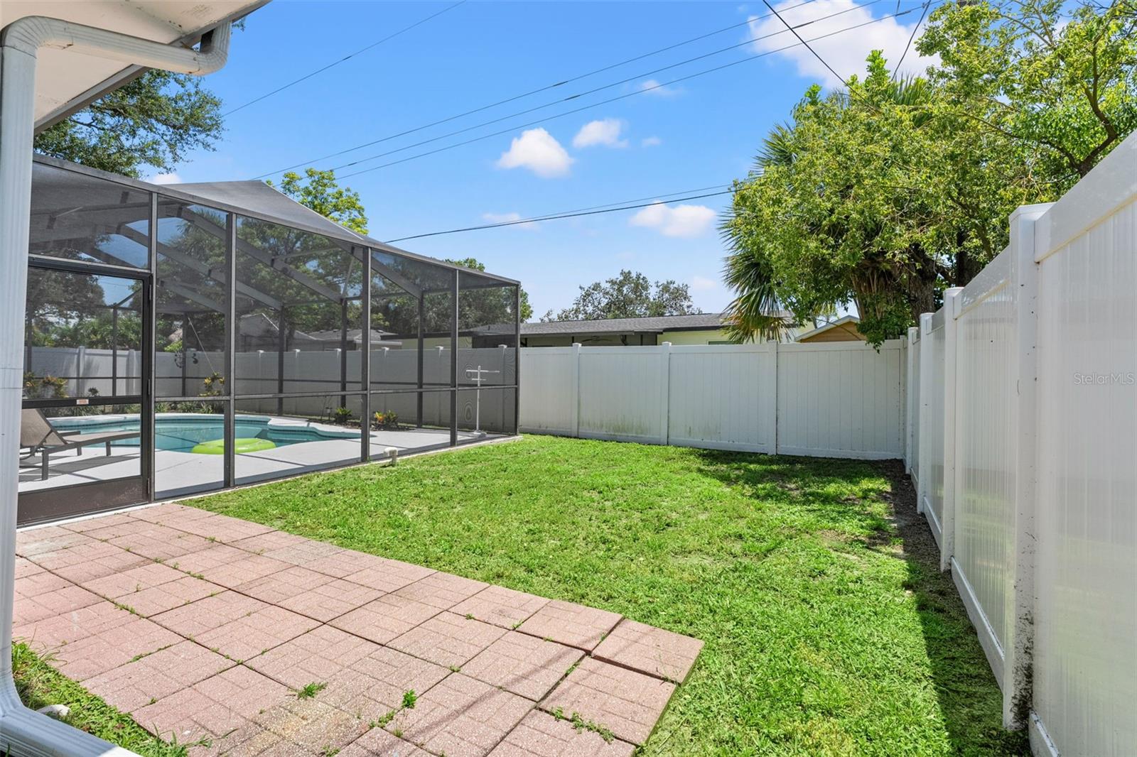 Image 42 of 47 For 4716 Chapin Avenue