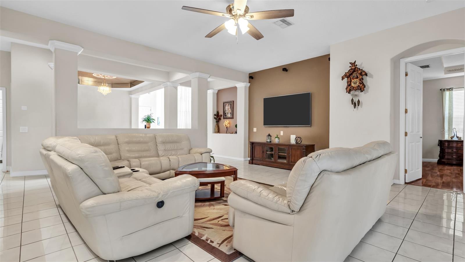 Image 12 of 54 For 17835 Arbor Creek Drive