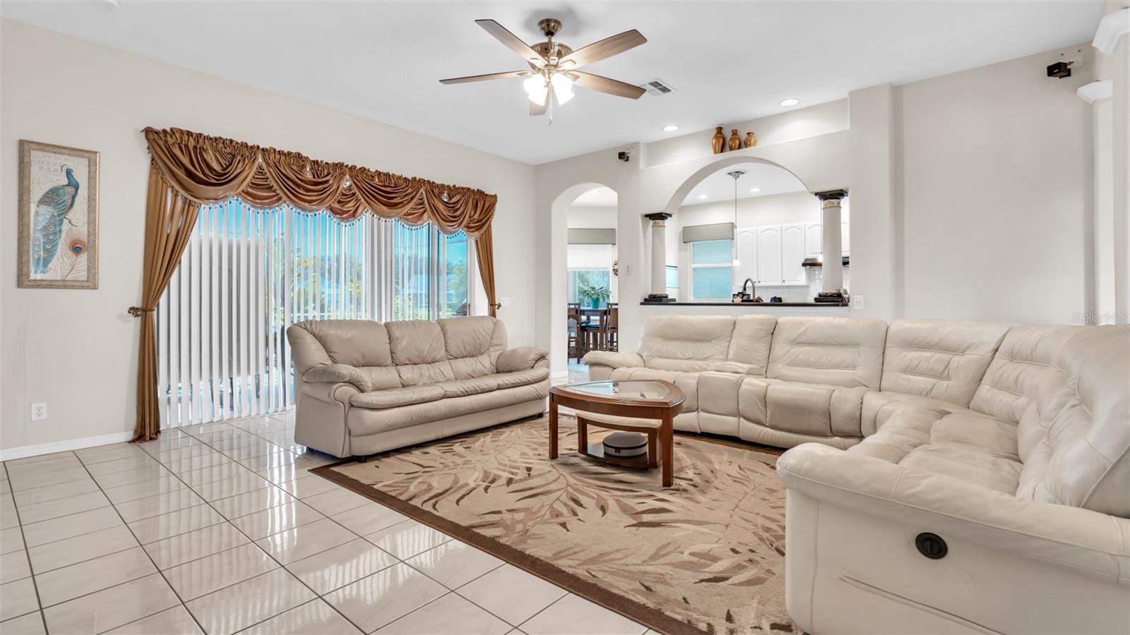 Image 13 of 54 For 17835 Arbor Creek Drive