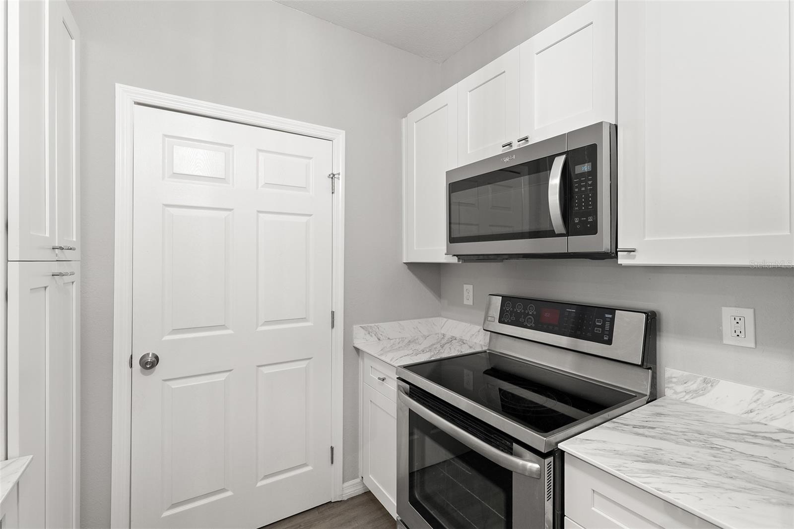 Image 7 of 30 For 4221 Spruce Street 1309