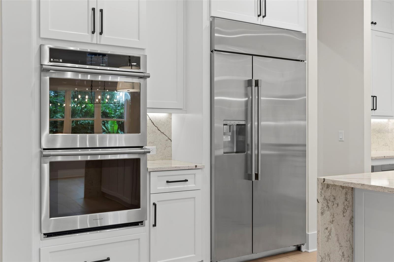 Listing photo id 18 for 3508 Vasconia Street
