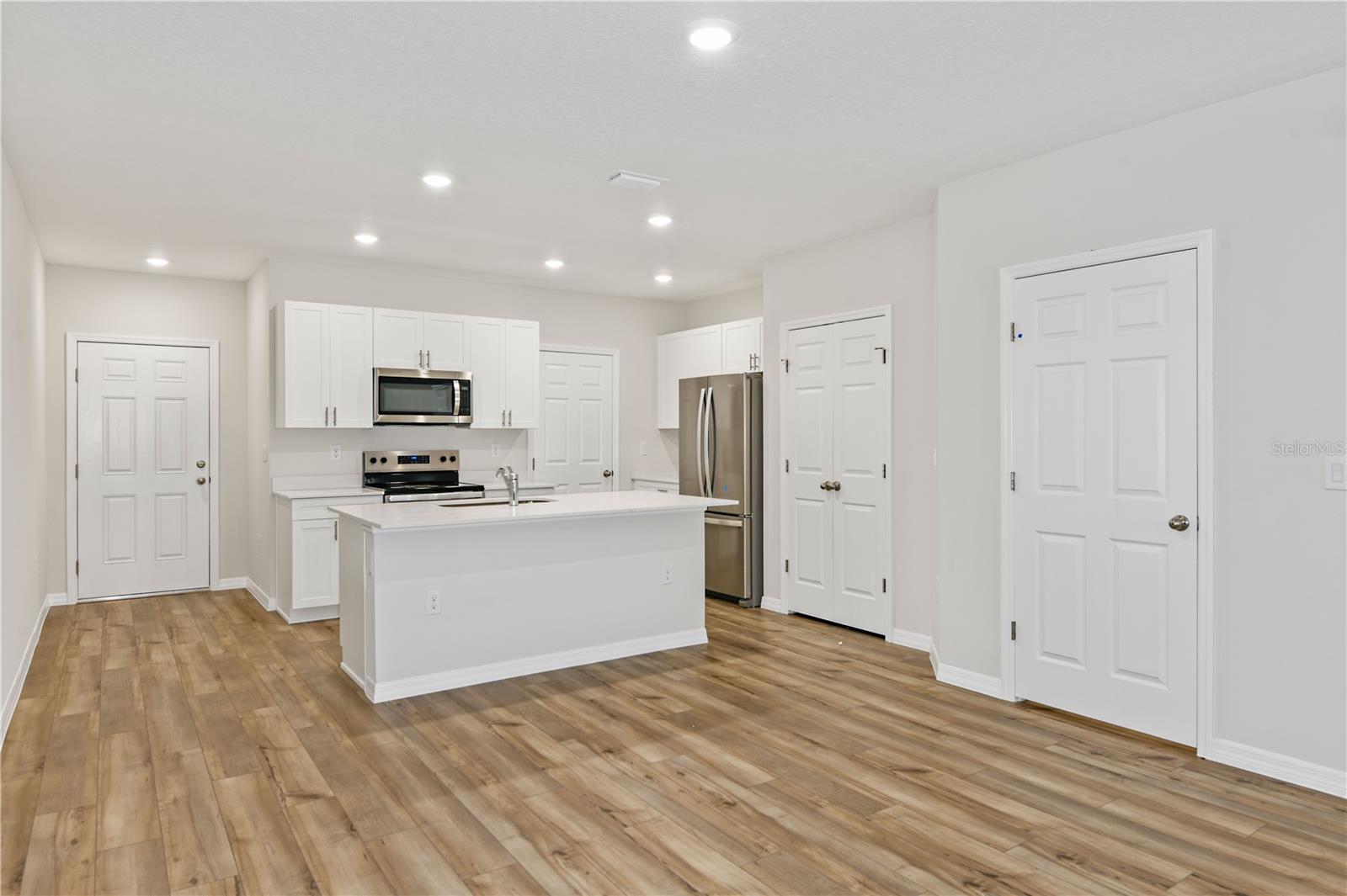 Image 5 of 18 For 3722 King Hill Drive