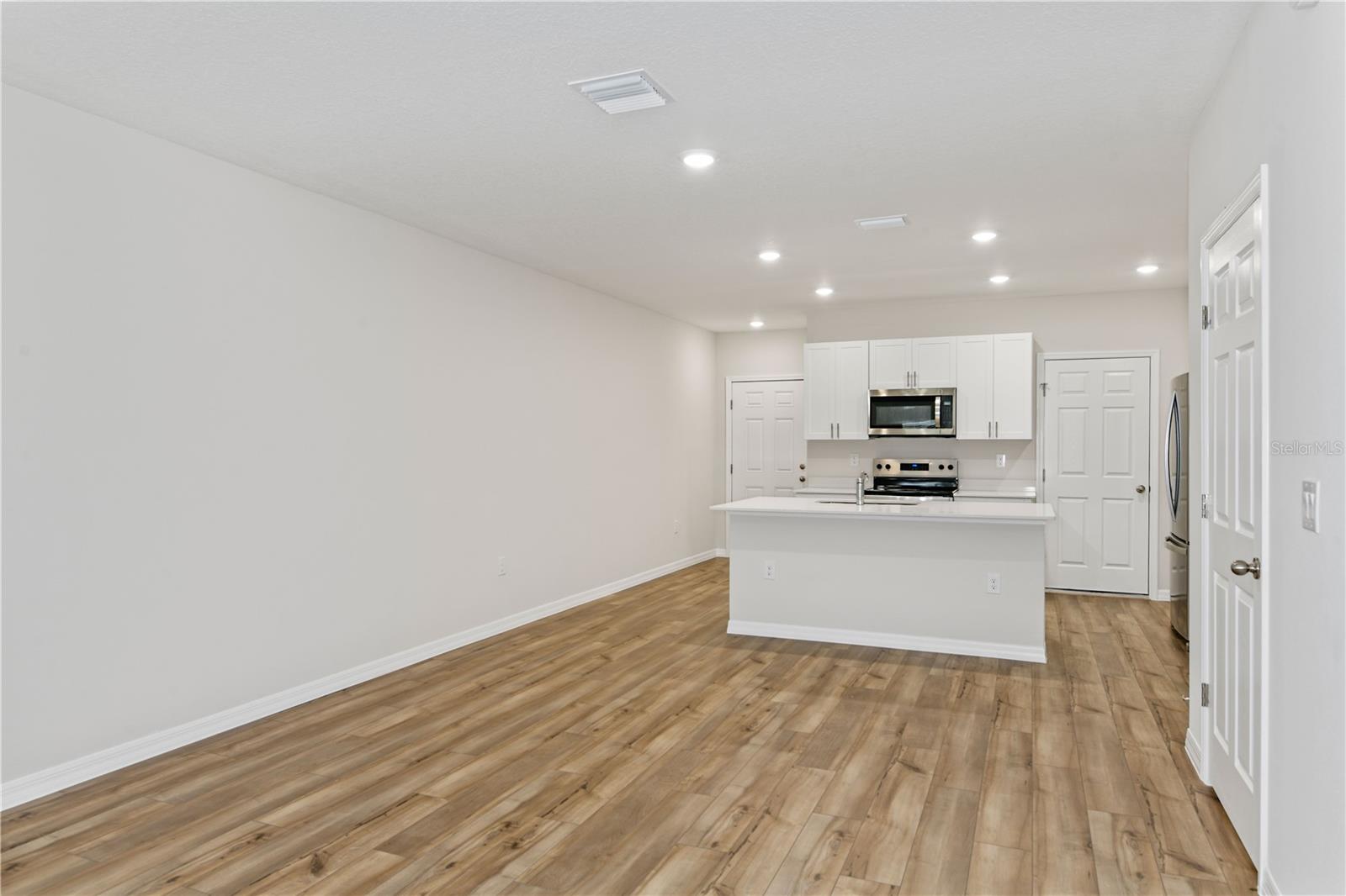 Image 6 of 18 For 3722 King Hill Drive