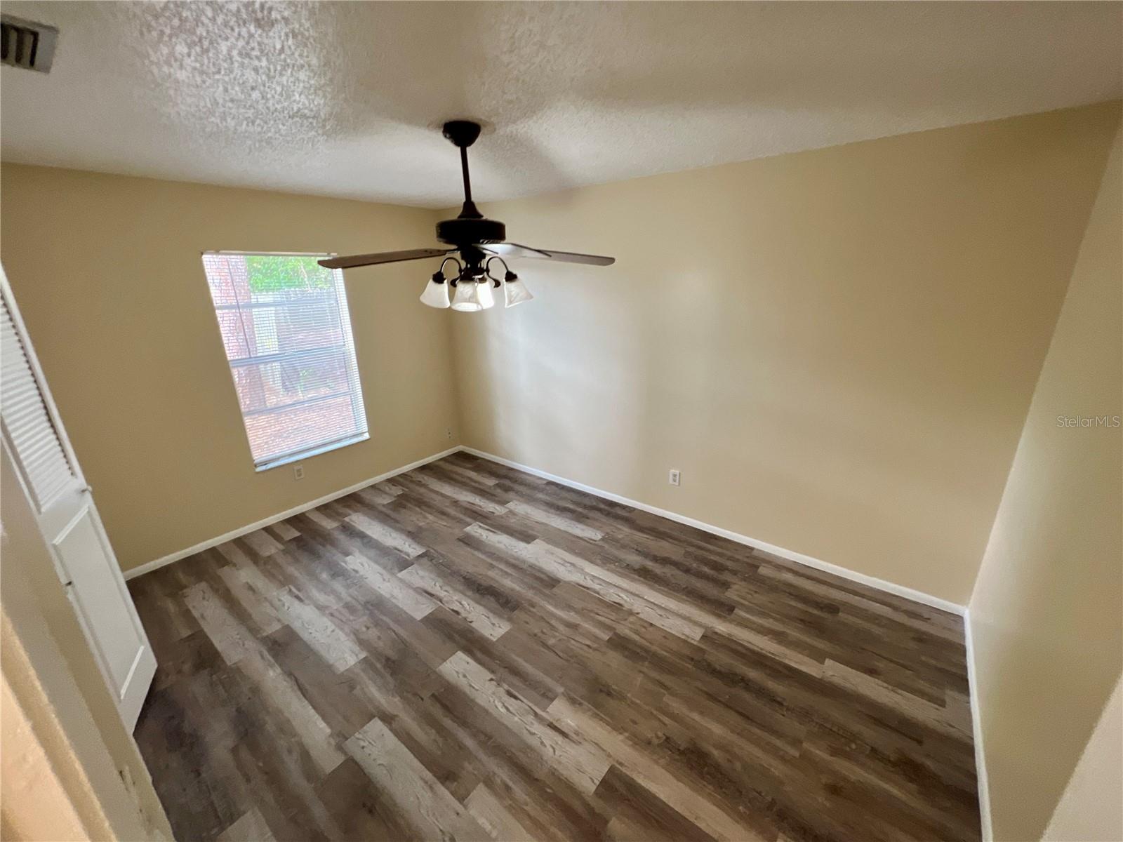 Image 16 of 18 For 613 61st Avenue Terrace E 613
