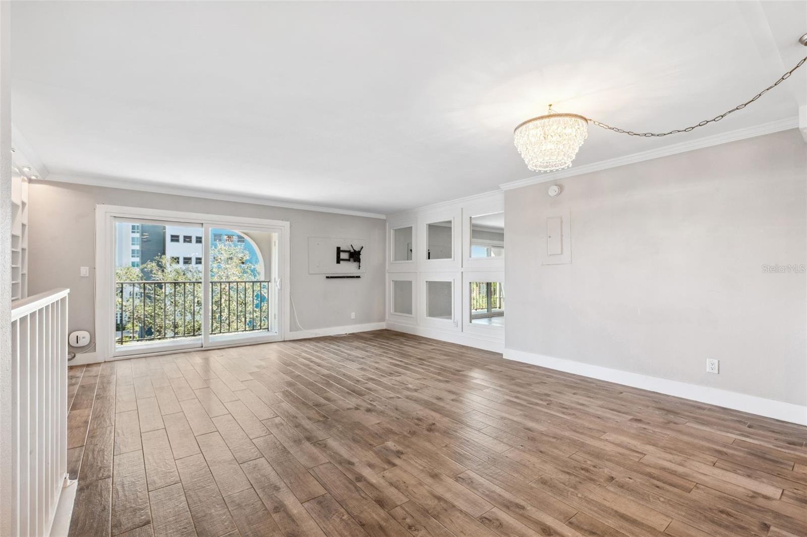 Image 16 of 46 For 105 4th Avenue Ne 418