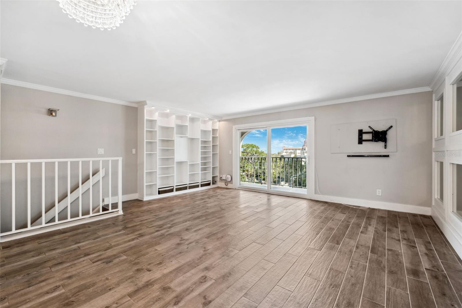 Image 17 of 46 For 105 4th Avenue Ne 418