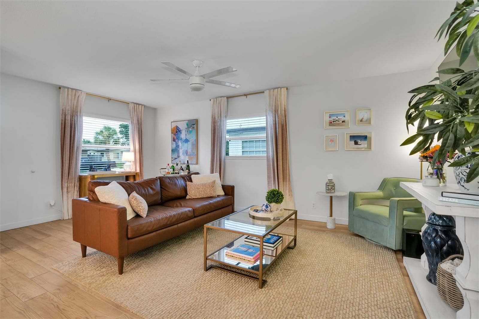 Image 10 of 33 For 6605 Mascotte Street