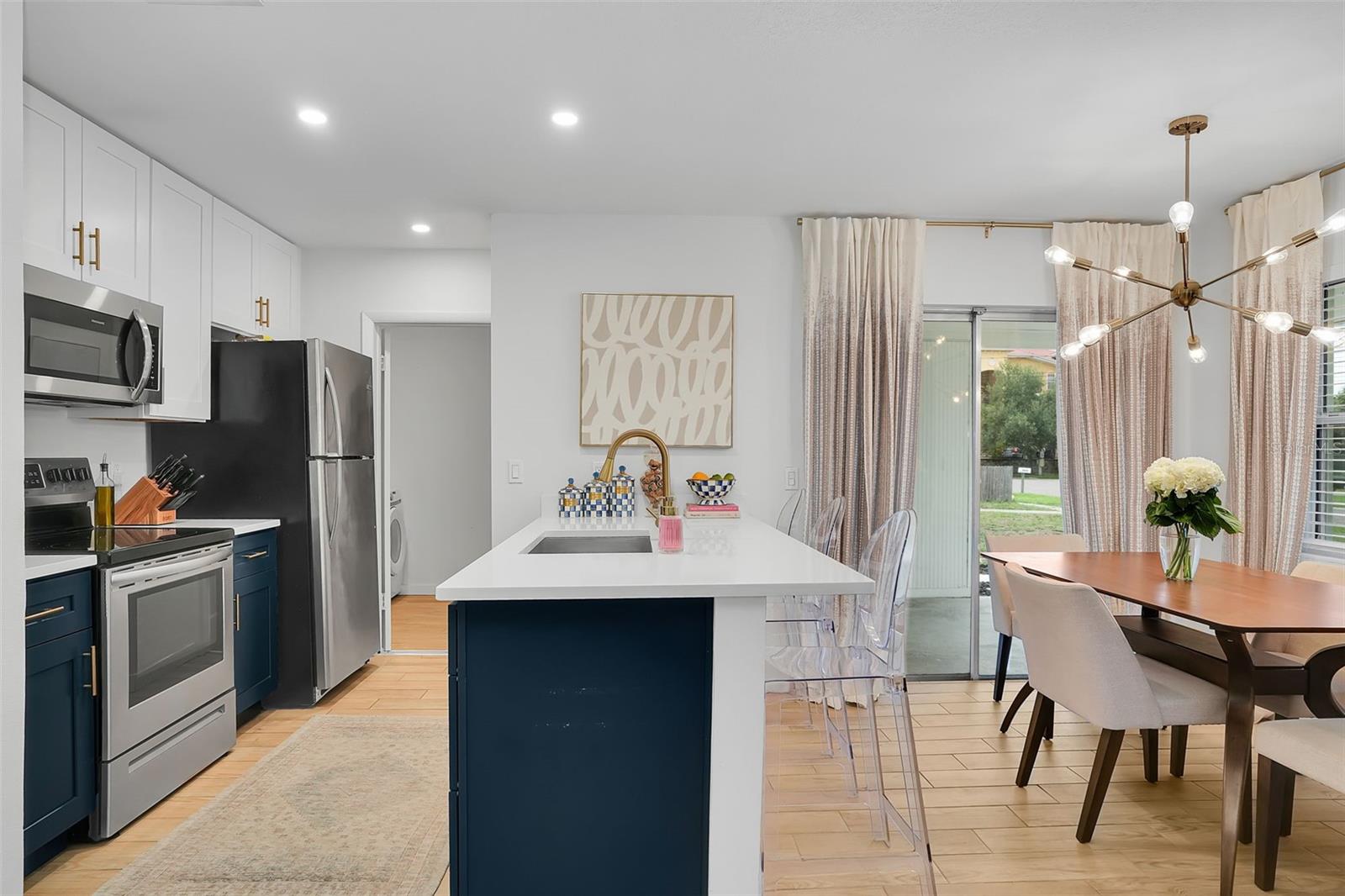 Image 6 of 33 For 6605 Mascotte Street