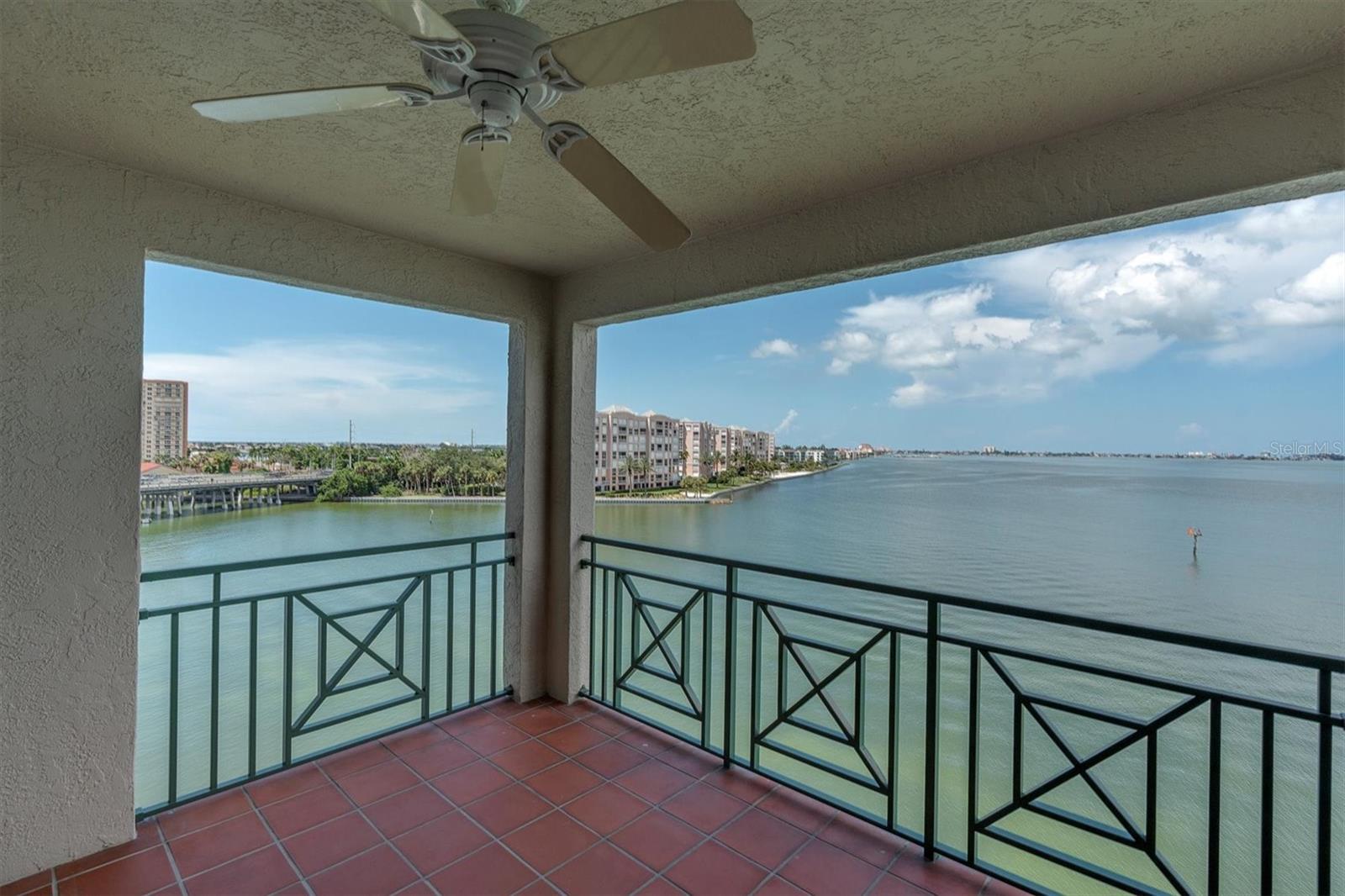 Details for 4830 Osprey Drive S 502, ST PETERSBURG, FL 33711