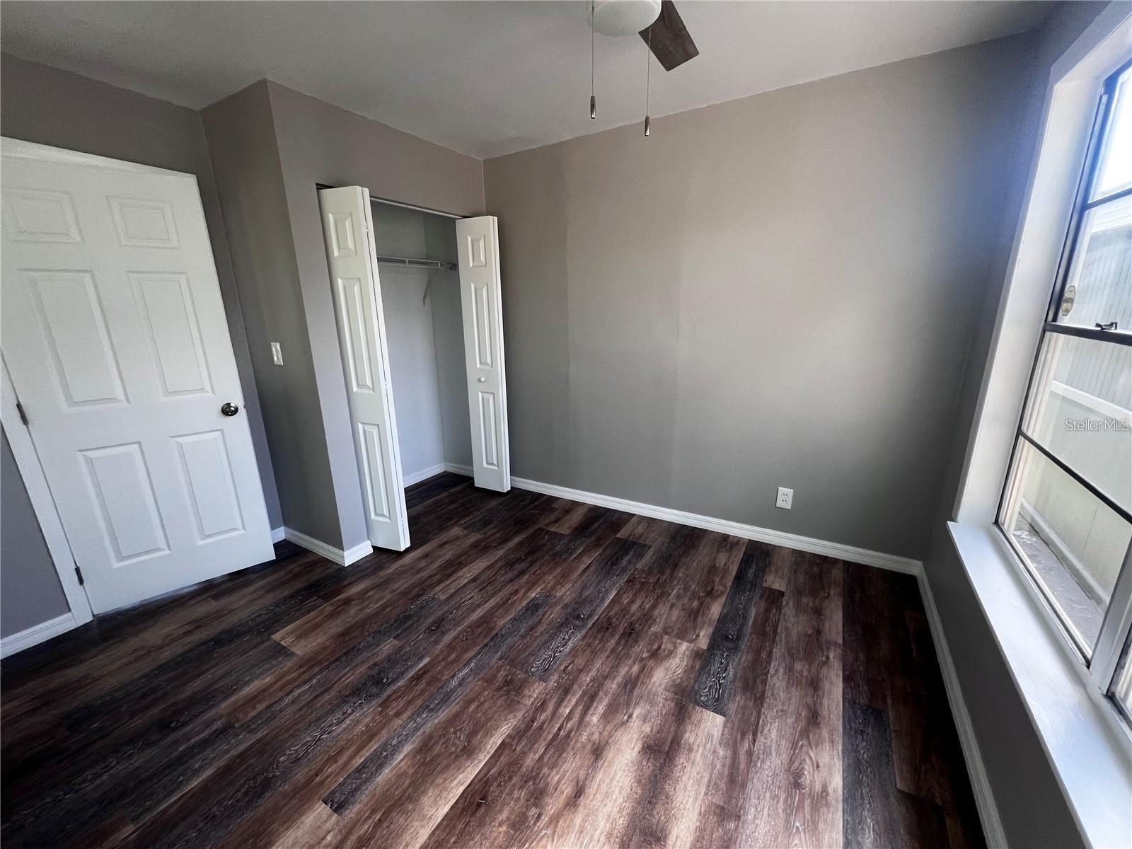 Image 7 of 14 For 512 88th Avenue N