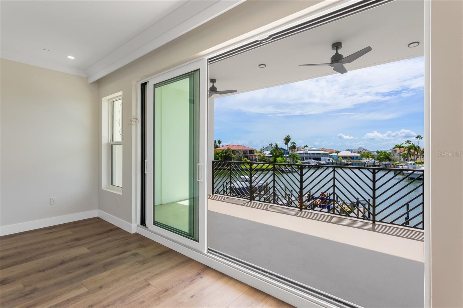 Image 18 of 97 For 455 Pinellas Bayway S 3b