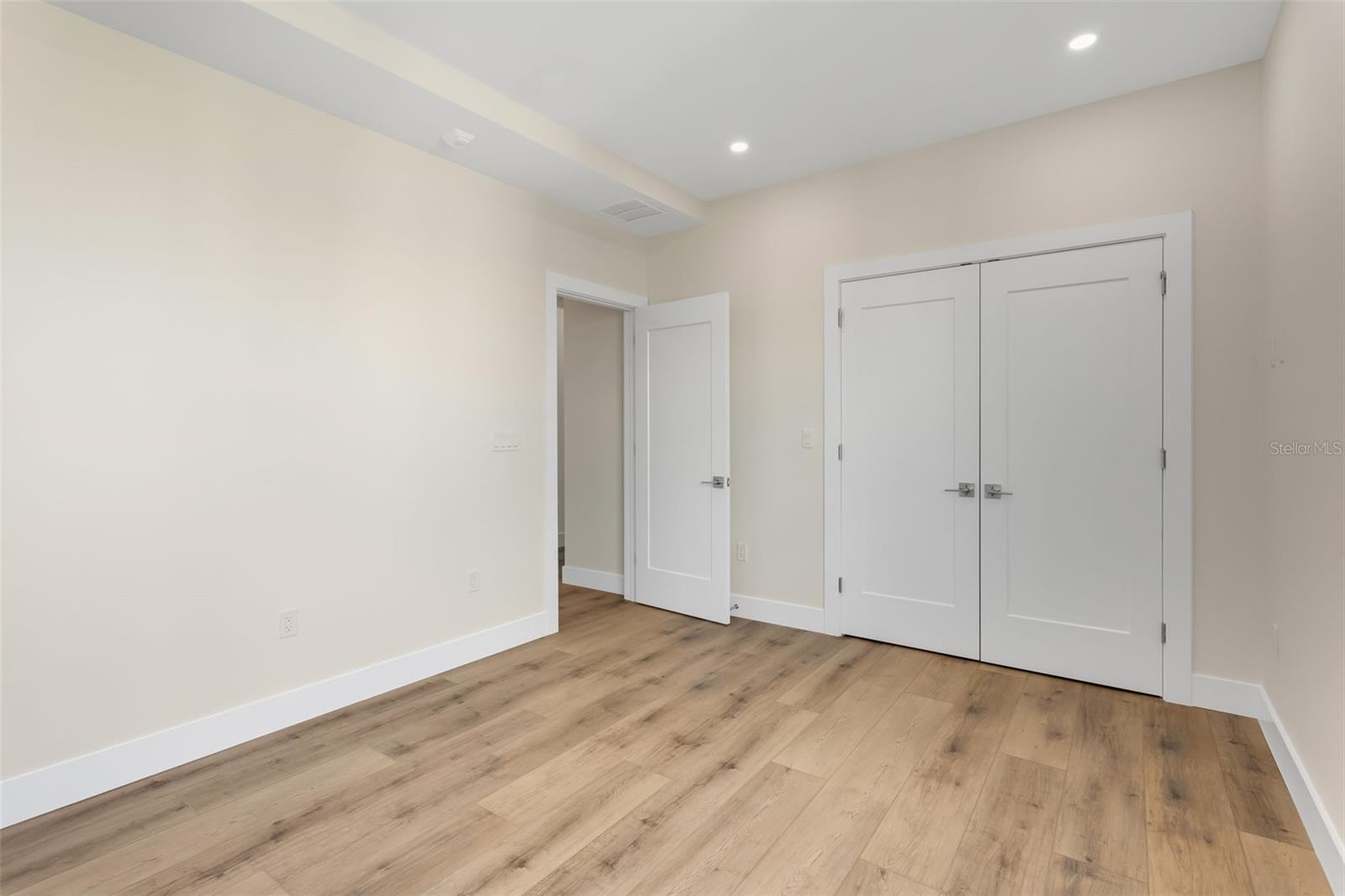 Image 35 of 97 For 455 Pinellas Bayway S 3b