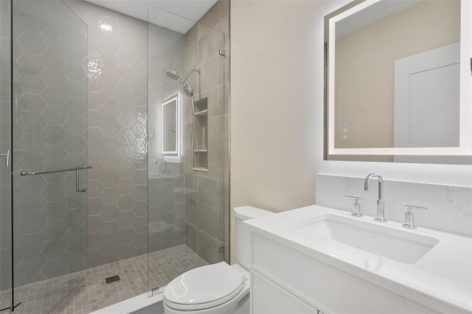 Image 36 of 97 For 455 Pinellas Bayway S 3b