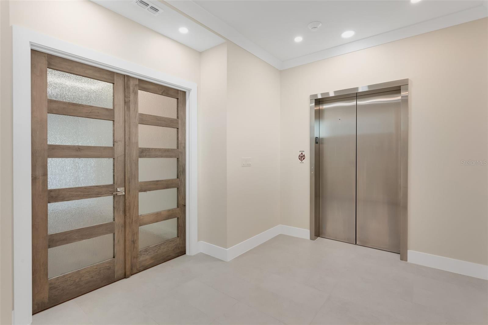 Image 4 of 97 For 455 Pinellas Bayway S 3b