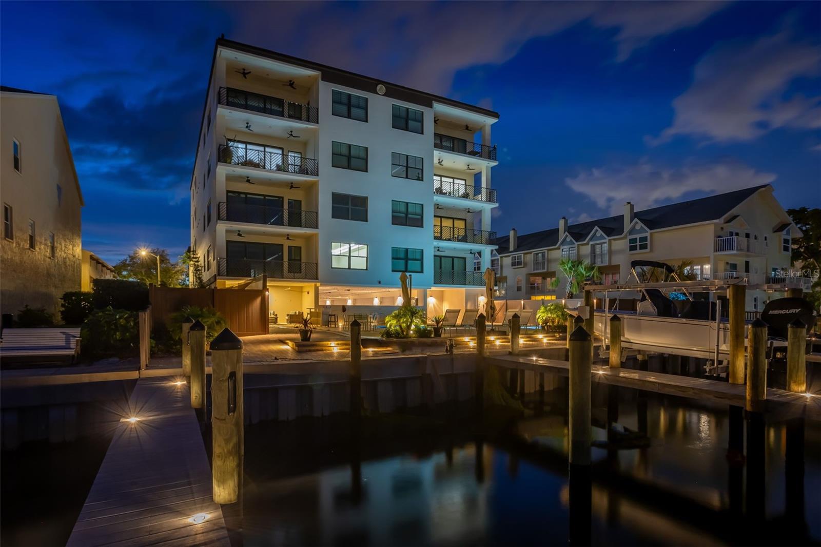 Image 87 of 100 For 455 Pinellas Bayway S 2a