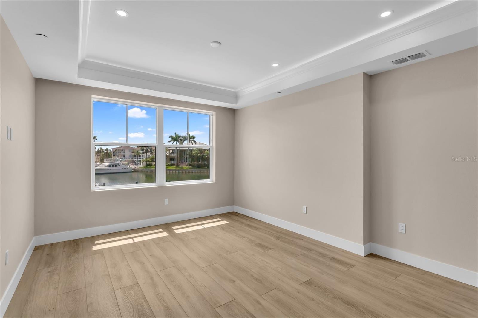 Image 30 of 100 For 455 Pinellas Bayway S 2b