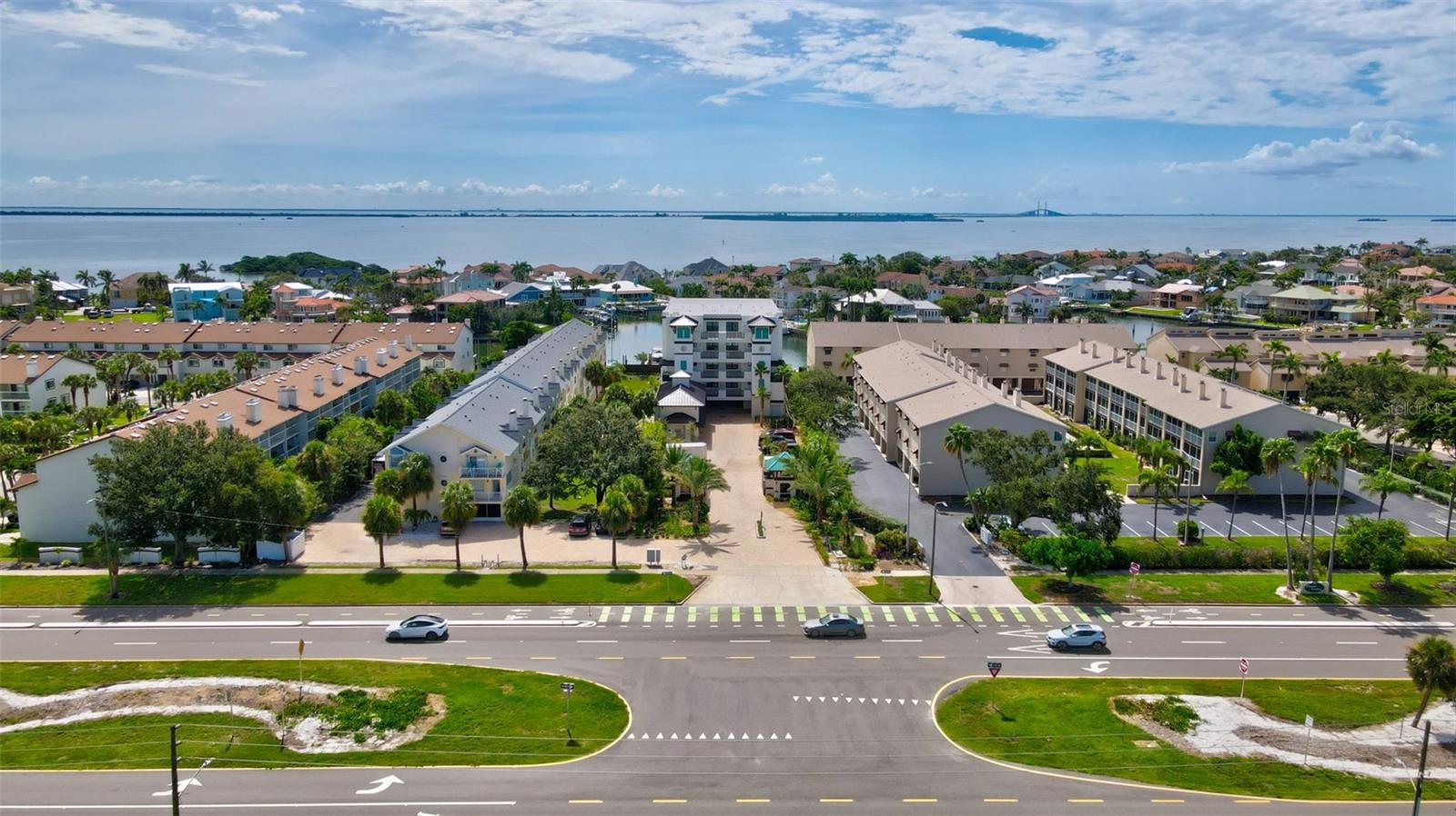 Image 70 of 100 For 455 Pinellas Bayway S 2b