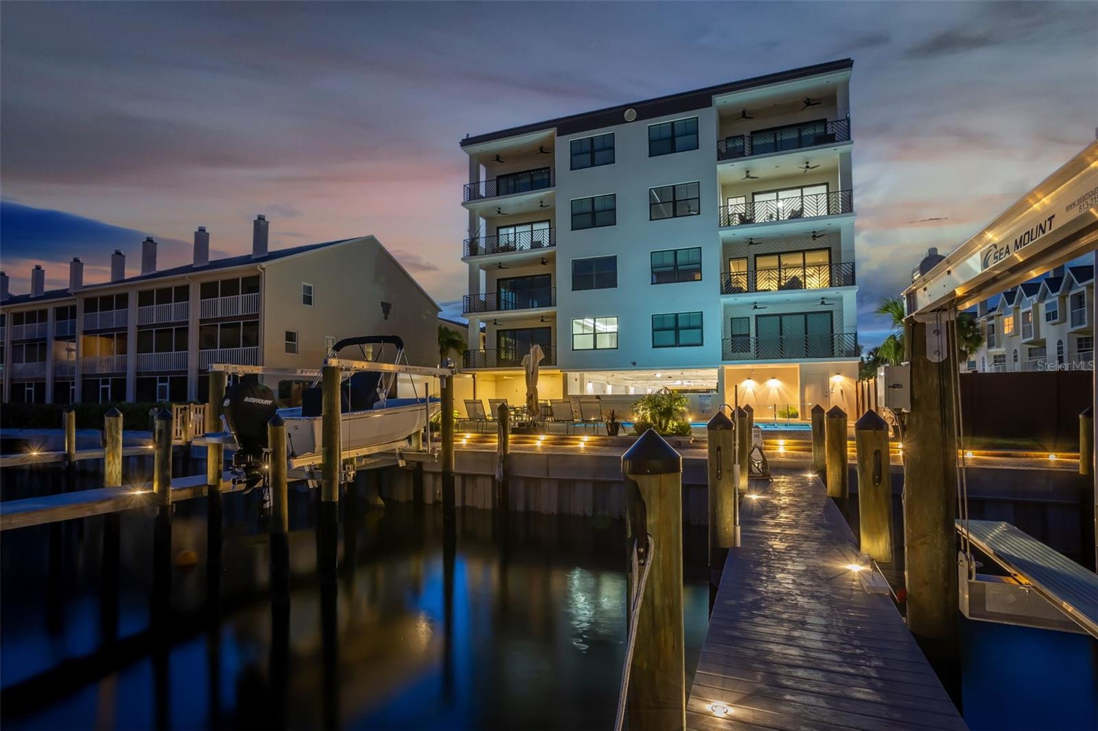 Image 82 of 100 For 455 Pinellas Bayway S 2b