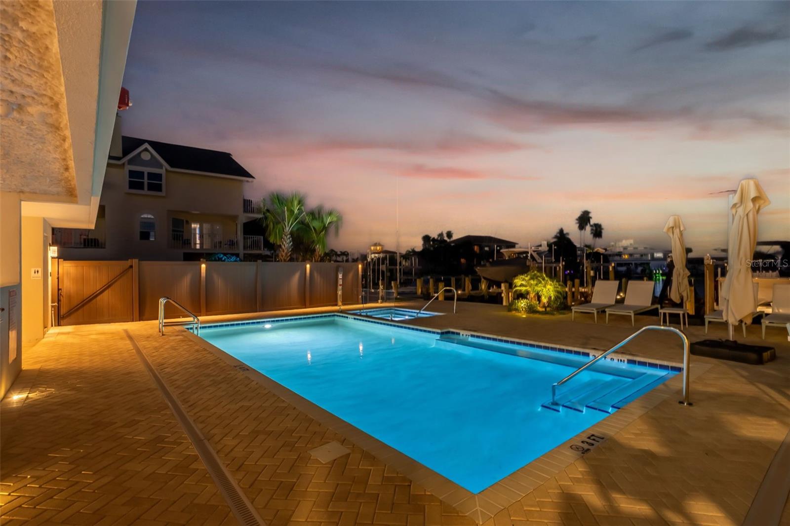 Image 87 of 100 For 455 Pinellas Bayway S 2b